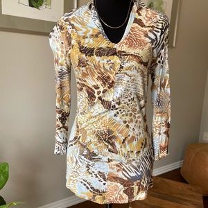 Harold's size XS jungle-print top
